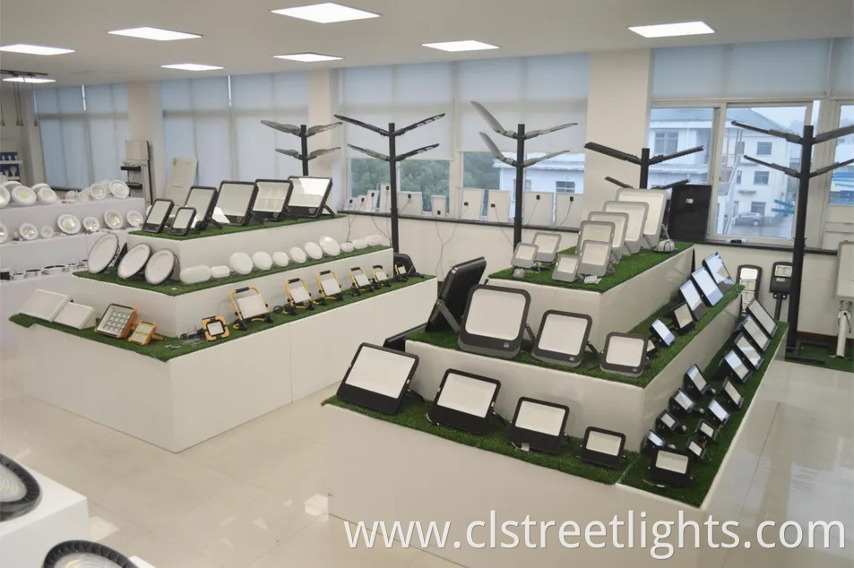 All in One Solar LED Flood Lamp IP66 Waterproof Outdoor Solar LED Flood Light with SMD High Brightness 40W 60W 100W 200W 300W 400W